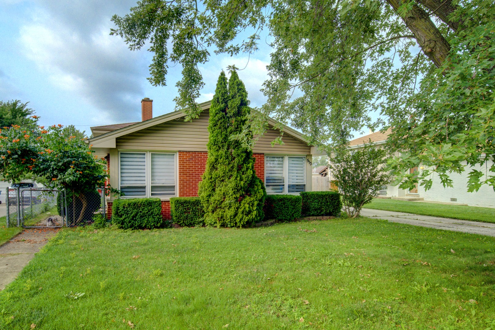 513 W Willow Glen - Photo 2