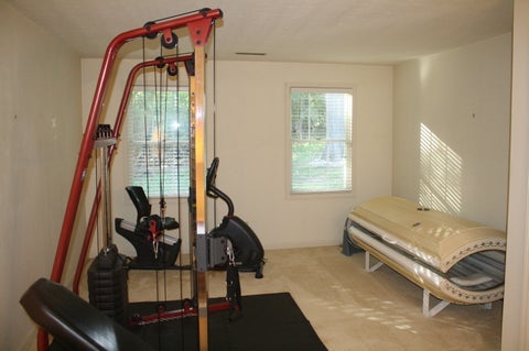 Tiny photo for 15 Thornwood Court #15, Moline, IL 61265 (MLS # 12789550)