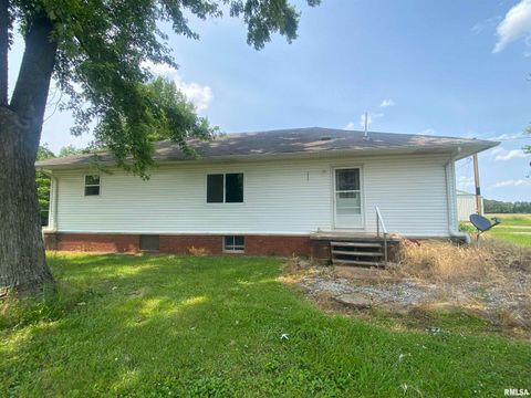 Tiny photo for 22545 Thompsonville Lake Road, Thompsonville, IL 62890 (MLS # EB458195)