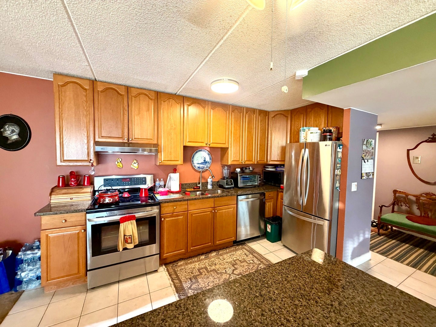 1301 N Western Avenue 237