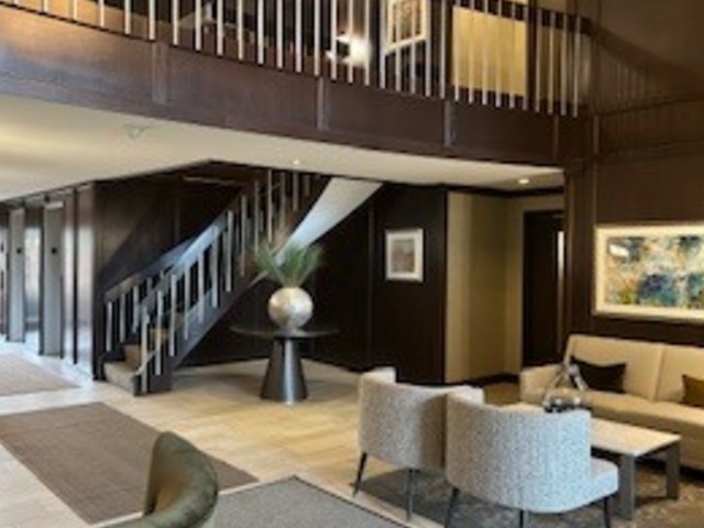 5 Oak Brook Club Drive S205