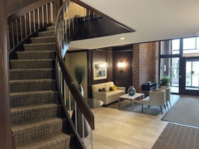 5 Oak Brook Club Drive S205