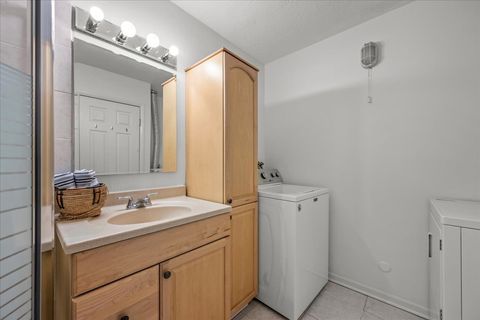 Tiny photo for 429 Elm Street #5J, Deerfield, IL 60015 (MLS # 12572104)