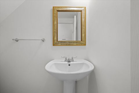 Tiny photo for 429 Elm Street #5J, Deerfield, IL 60015 (MLS # 12572104)