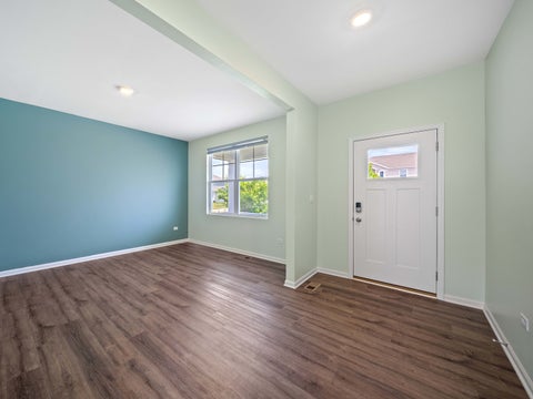 Tiny photo for 759 Kentshire Circle, Elgin, IL 60124 (MLS # 12694978)