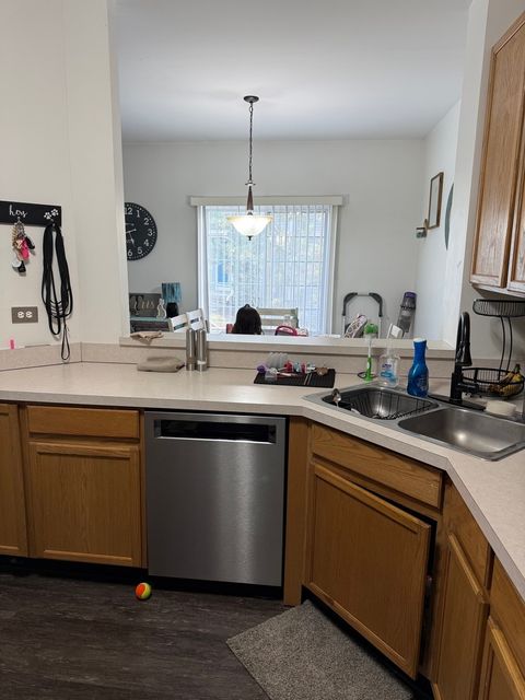 Tiny photo for 19 Windsor Circle #B, South Elgin, IL 60177 (MLS # 12610017)