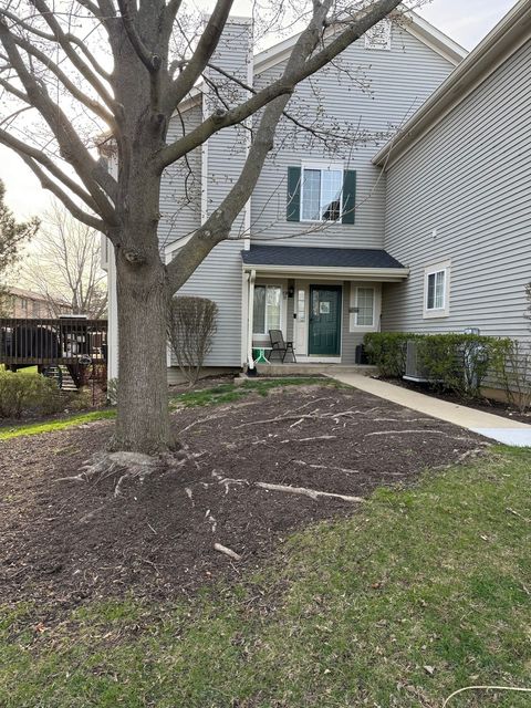 Tiny photo for 19 Windsor Circle #B, South Elgin, IL 60177 (MLS # 12610017)