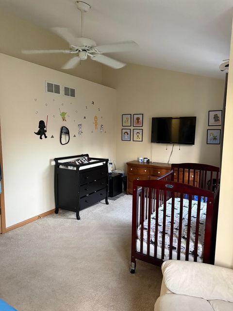 Tiny photo for 19 Windsor Circle #B, South Elgin, IL 60177 (MLS # 12610017)