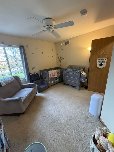 Tiny photo for 19 Windsor Circle #B, South Elgin, IL 60177 (MLS # 12610017)