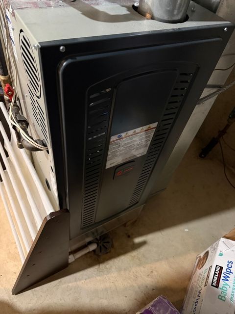 Tiny photo for 19 Windsor Circle #B, South Elgin, IL 60177 (MLS # 12610017)