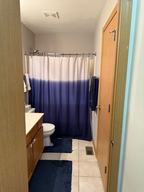 Tiny photo for 19 Windsor Circle #B, South Elgin, IL 60177 (MLS # 12610017)