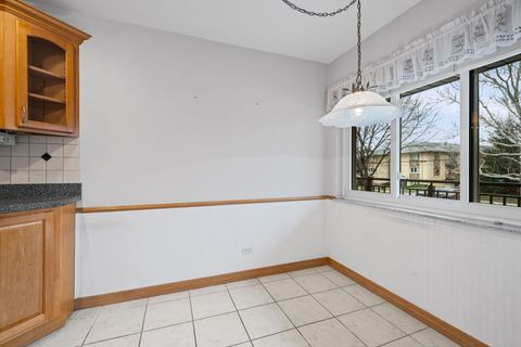 Tiny photo for 1 N Dee Road #1B, Park Ridge, IL 60068 (MLS # 12589349)