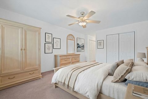 Tiny photo for 1 N Dee Road #1B, Park Ridge, IL 60068 (MLS # 12589349)