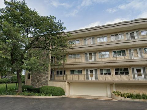 Tiny photo for 1 N Dee Road #1B, Park Ridge, IL 60068 (MLS # 12589349)