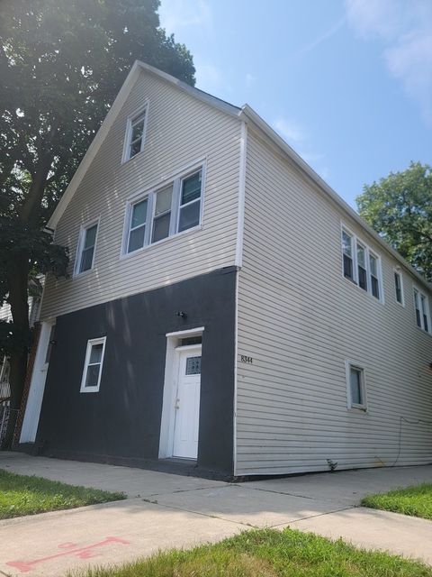 8344 S Brandon Avenue Chicago IL 60617