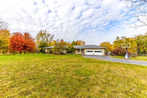 Photo of 13076 W Pickford Street, Wadsworth, IL 60083 (MLS # 12498431)