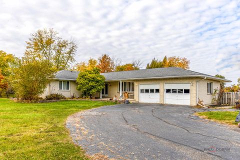 Tiny photo for 13076 W Pickford Street, Wadsworth, IL 60083 (MLS # 12498431)