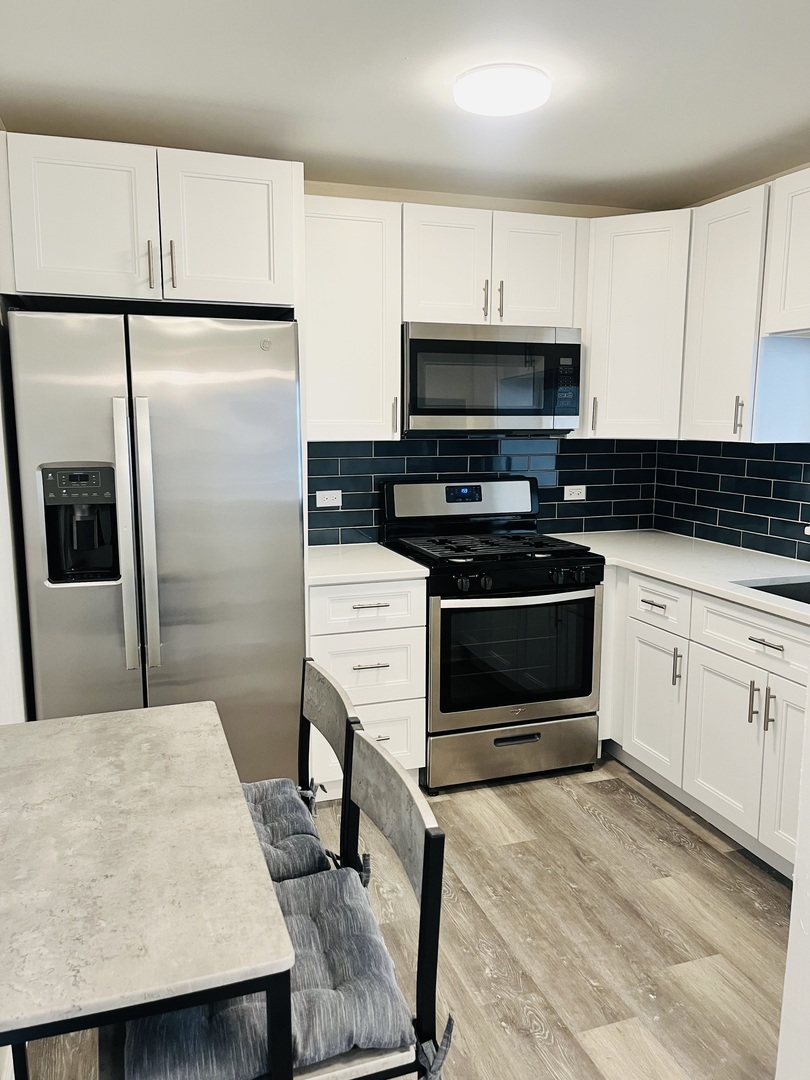 1401 E 55th Street 604N