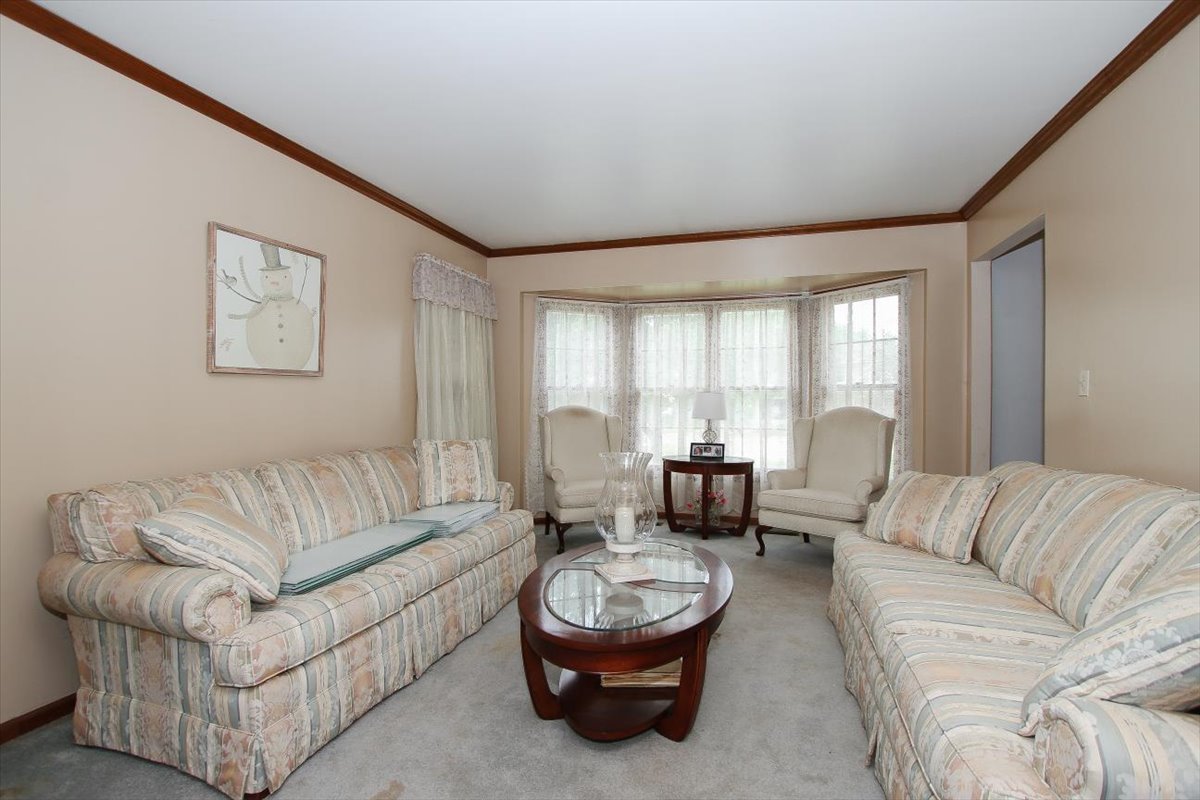 619 Yardley Lane