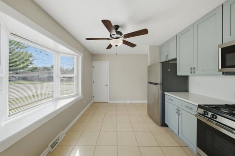 Tiny photo for 9338 Oak Street, Orland Park, IL 60462 (MLS # 12765532)
