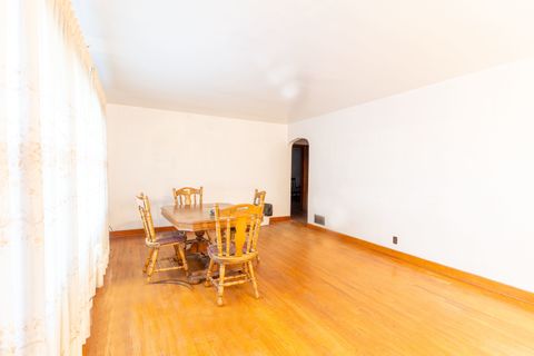 Tiny photo for 7635 W 65th Place, Bedford Park, IL 60501 (MLS # 12511236)