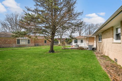 Tiny photo for 4117 W 91st Place, Oak Lawn, IL 60453 (MLS # 12612312)