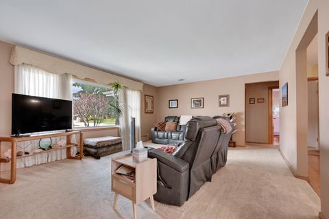 Tiny photo for 4117 W 91st Place, Oak Lawn, IL 60453 (MLS # 12612312)