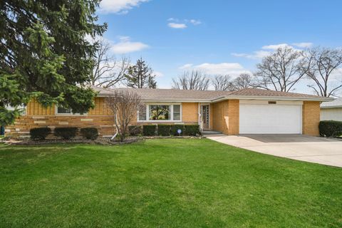 Photo of 4117 W 91st Place, Oak Lawn, IL 60453 (MLS # 12612312)