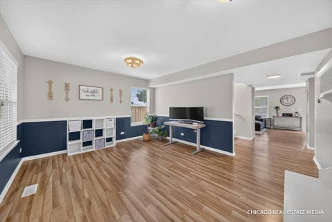 Tiny photo for 1131 Spinnaker Street, Pingree Grove, IL 60140 (MLS # 12722373)