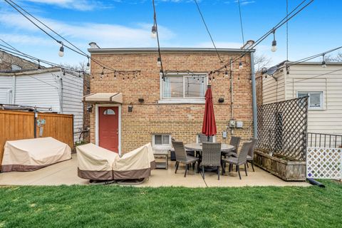 Tiny photo for 1415 S 57th Court, Cicero, IL 60804 (MLS # 12606090)