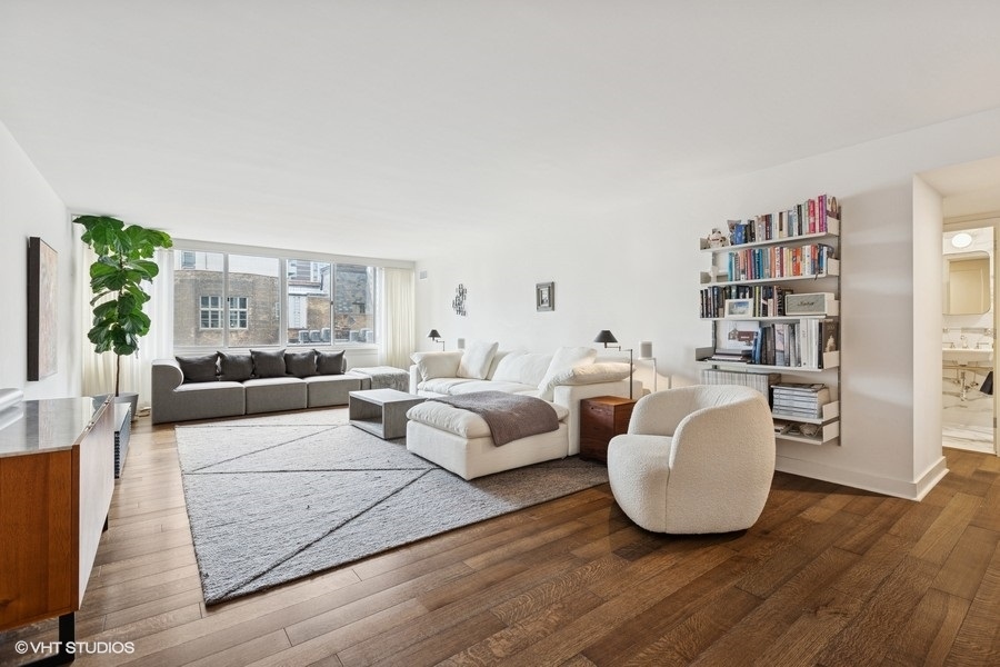 1 E Schiller Street 7A