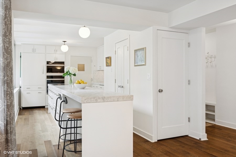 1 E Schiller Street 7A
