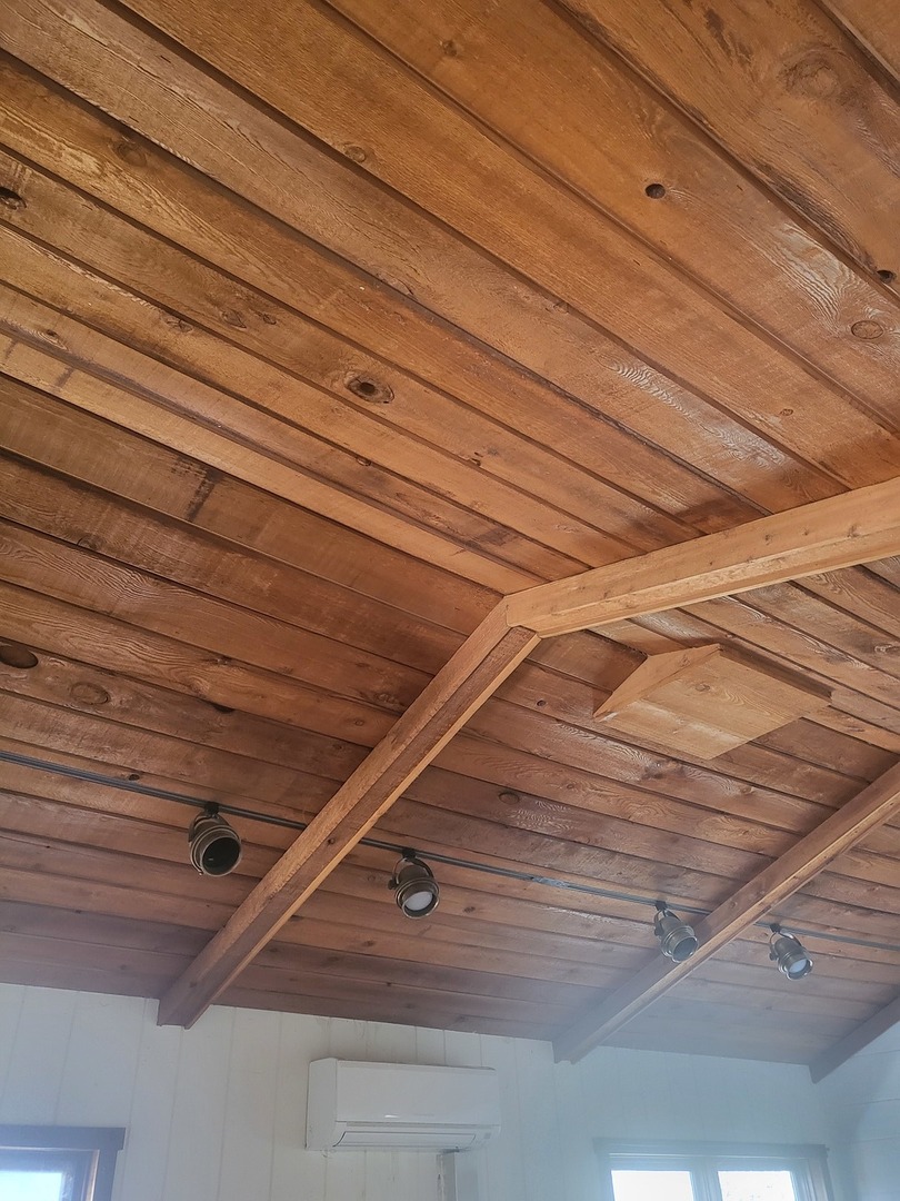 1107 Spring Beach Way