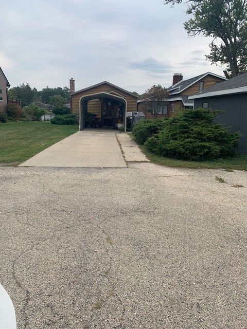 Photo of 1107 Spring Beach Way, Cary, IL 60013 (MLS # 12478151)