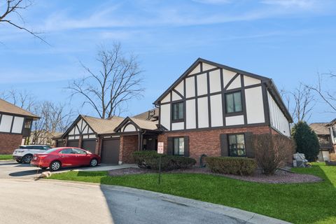 Photo of Palos Hills, IL 60465 (MLS # 12583115)