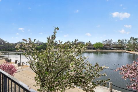 Tiny photo for 2015 S Finley Road #209, Lombard, IL 60148 (MLS # 12579360)