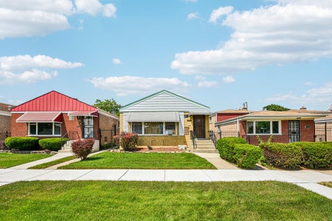 Photo of 4536 S Lavergne Avenue, Chicago, IL 60638 (MLS # 12703020)