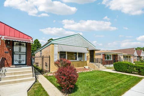 Tiny photo for 4536 S Lavergne Avenue, Chicago, IL 60638 (MLS # 12703020)