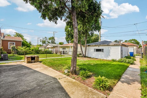 Tiny photo for 4536 S Lavergne Avenue, Chicago, IL 60638 (MLS # 12703020)
