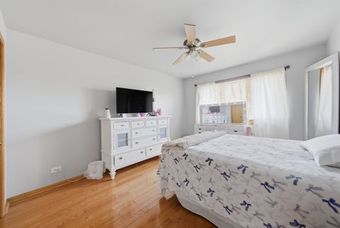 Tiny photo for 10749 S COOK Avenue, Oak Lawn, IL 60453 (MLS # 12587238)