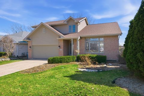 Tiny photo for 10749 S COOK Avenue, Oak Lawn, IL 60453 (MLS # 12587238)