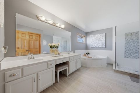 Tiny photo for 10749 S COOK Avenue, Oak Lawn, IL 60453 (MLS # 12587238)