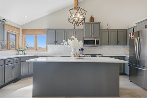 Tiny photo for 10749 S COOK Avenue, Oak Lawn, IL 60453 (MLS # 12587238)