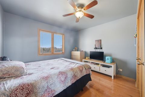 Tiny photo for 10749 S COOK Avenue, Oak Lawn, IL 60453 (MLS # 12587238)