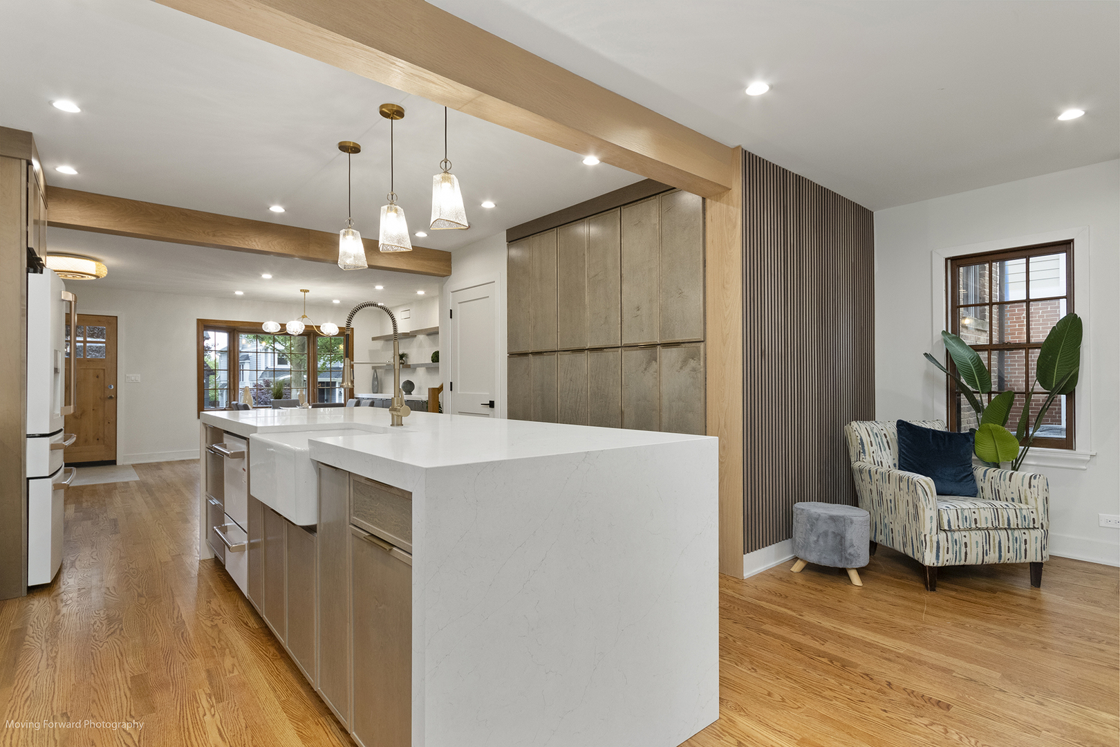 611 S Fern Avenue