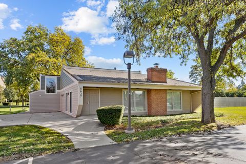 Tiny photo for 6443 Clarendon Hills Road #206, Willowbrook, IL 60527 (MLS # 12497248)