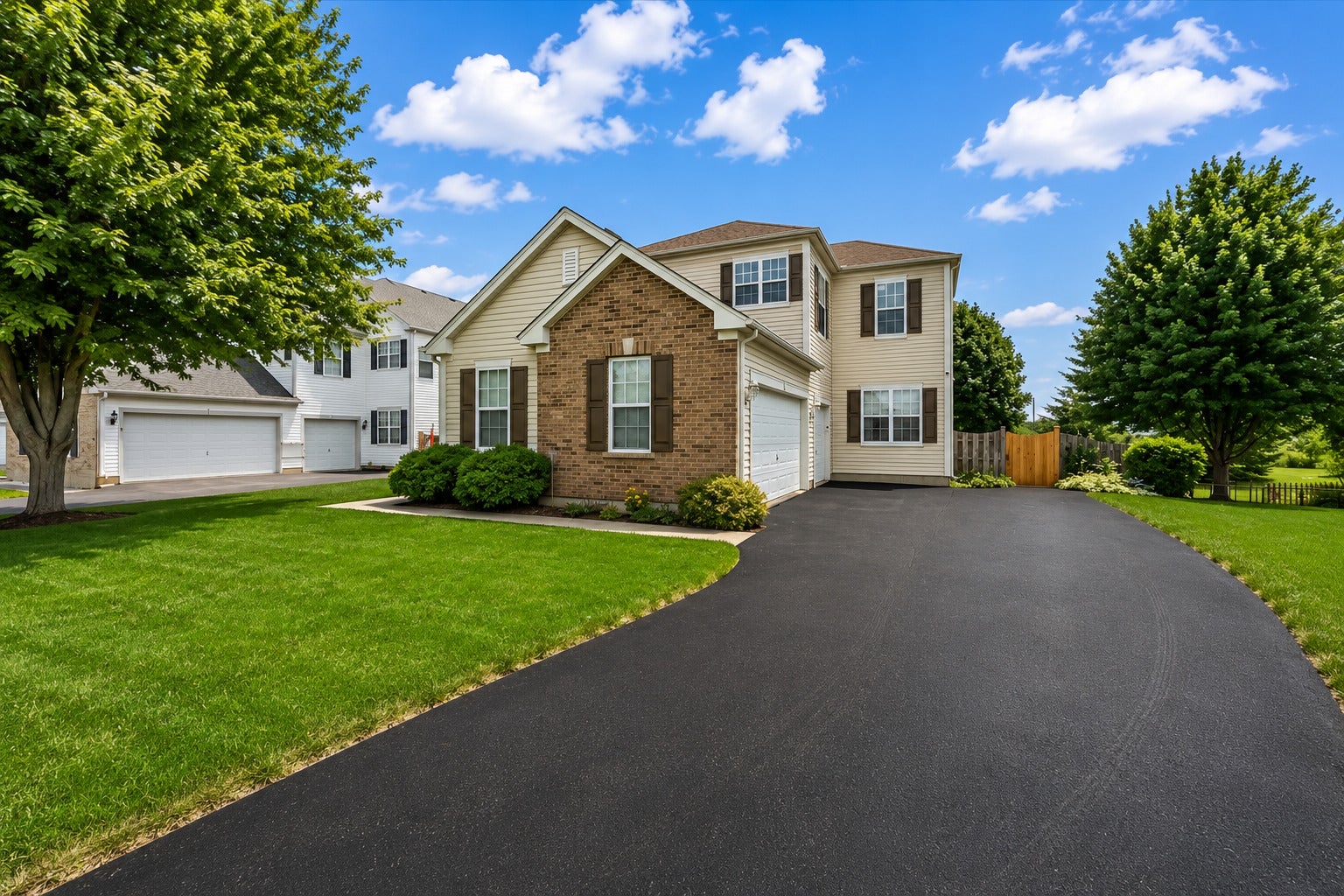 2033 Greenview Drive