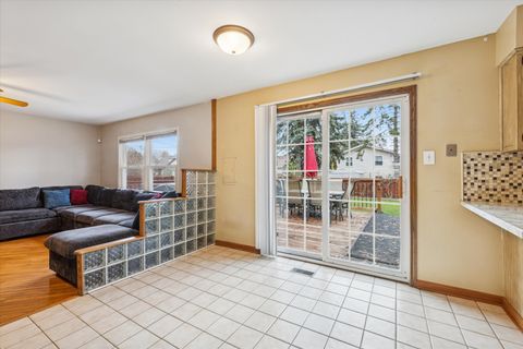 Tiny photo for 332 El Paso Lane, Carol Stream, IL 60188 (MLS # 12509165)