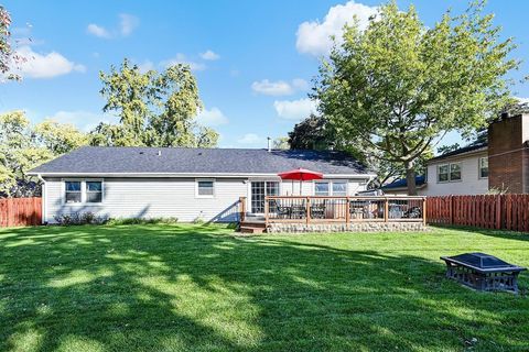 Tiny photo for 332 El Paso Lane, Carol Stream, IL 60188 (MLS # 12509165)