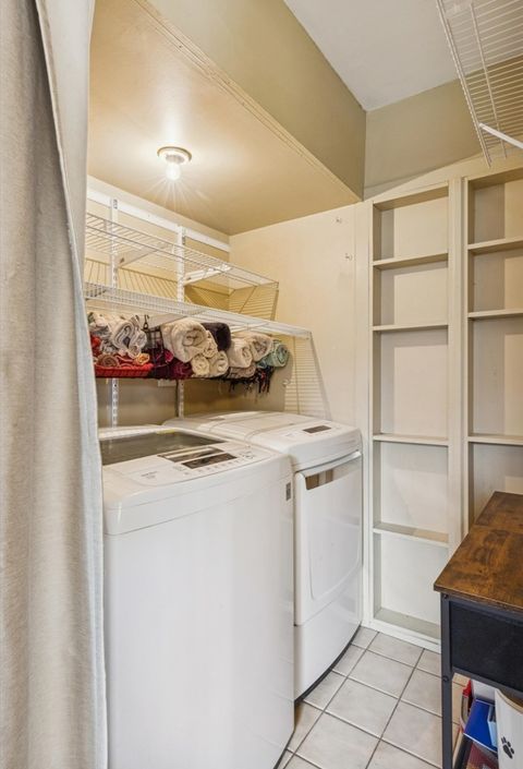 Tiny photo for 332 El Paso Lane, Carol Stream, IL 60188 (MLS # 12509165)